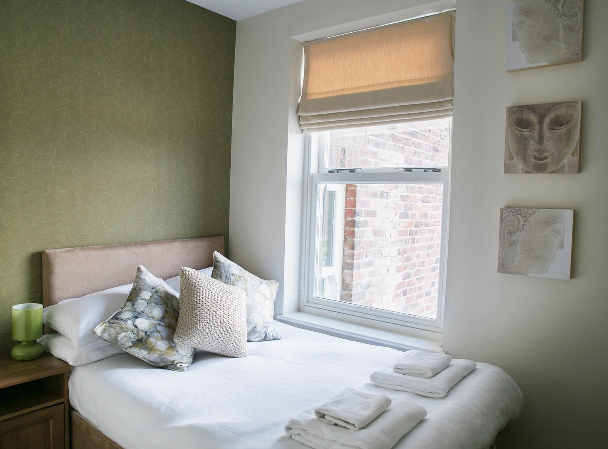 The Green House Classic 2 Bedroom Apartment ハロゲート エクステリア 写真